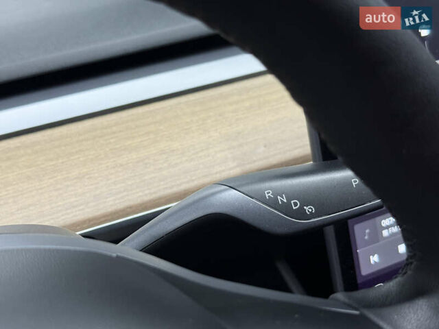 Черный Тесла Модель 3, объемом двигателя 0 л и пробегом 209 тыс. км за 17900 $, фото 89 на Automoto.ua