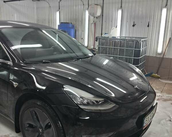 Черный Тесла Модель 3, объемом двигателя 0 л и пробегом 48 тыс. км за 16000 $, фото 6 на Automoto.ua