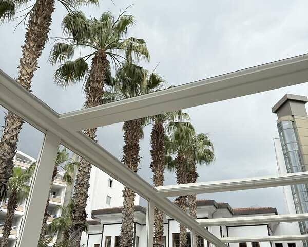 Черный Тесла Модель 3, объемом двигателя 0 л и пробегом 131 тыс. км за 13900 $, фото 1 на Automoto.ua