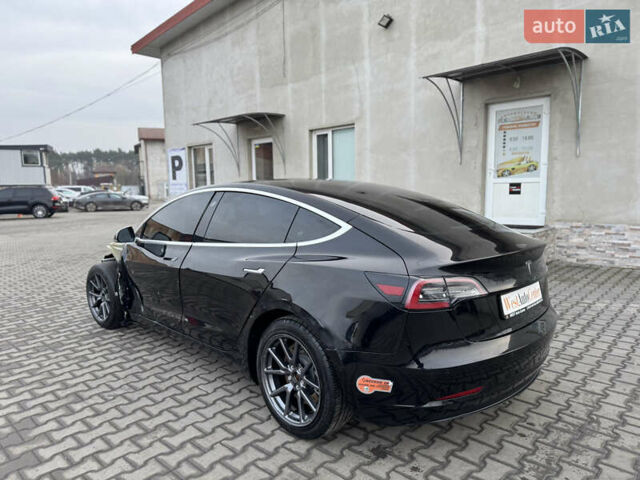 Черный Тесла Модель 3, объемом двигателя 0 л и пробегом 80 тыс. км за 12900 $, фото 10 на Automoto.ua