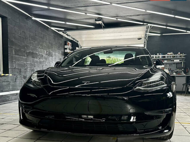 Чорний Тесла Модель 3, об'ємом двигуна 0 л та пробігом 96 тис. км за 17999 $, фото 3 на Automoto.ua