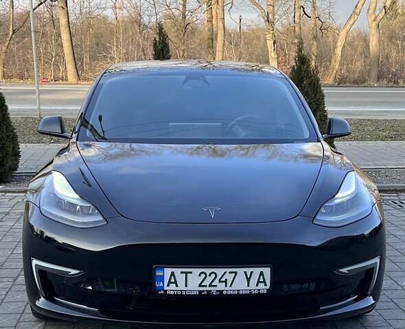 Чорний Тесла Модель 3, об'ємом двигуна 0 л та пробігом 130 тис. км за 17000 $, фото 1 на Automoto.ua