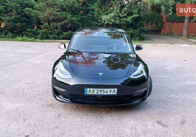 Черный Тесла Модель 3, объемом двигателя 0 л и пробегом 31 тыс. км за 19000 $, фото 5 на Automoto.ua