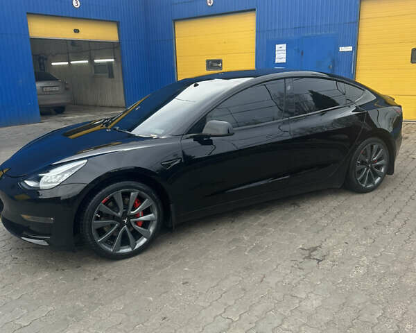 Черный Тесла Модель 3, объемом двигателя 0 л и пробегом 145 тыс. км за 18000 $, фото 1 на Automoto.ua