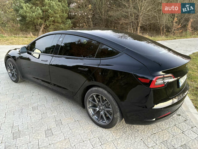 Черный Тесла Модель 3, объемом двигателя 0 л и пробегом 132 тыс. км за 14999 $, фото 16 на Automoto.ua