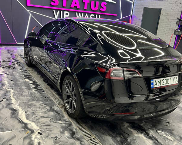 Чорний Тесла Модель 3, об'ємом двигуна 0 л та пробігом 117 тис. км за 22000 $, фото 1 на Automoto.ua