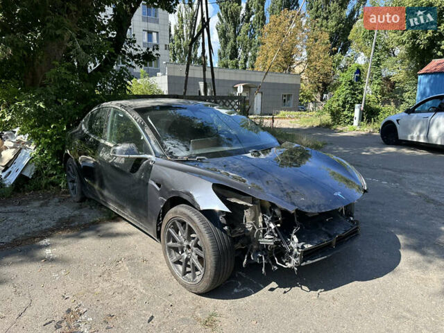 Чорний Тесла Модель 3, об'ємом двигуна 0 л та пробігом 120 тис. км за 15600 $, фото 1 на Automoto.ua