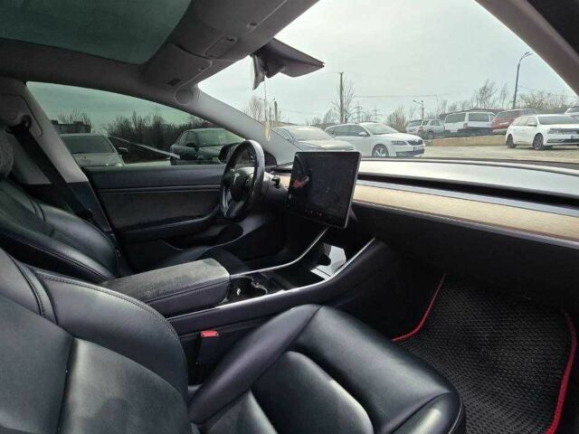 Черный Тесла Модель 3, объемом двигателя 0 л и пробегом 171 тыс. км за 17450 $, фото 10 на Automoto.ua