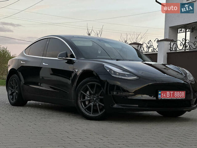 Черный Тесла Модель 3, объемом двигателя 0 л и пробегом 133 тыс. км за 18199 $, фото 60 на Automoto.ua