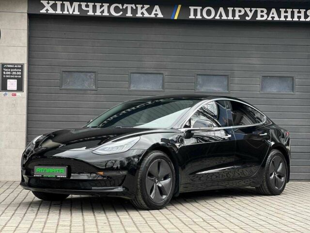Черный Тесла Модель 3, объемом двигателя 0 л и пробегом 45 тыс. км за 15900 $, фото 1 на Automoto.ua