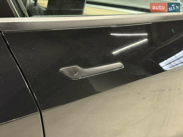 Черный Тесла Модель 3, объемом двигателя 0 л и пробегом 209 тыс. км за 17900 $, фото 8 на Automoto.ua