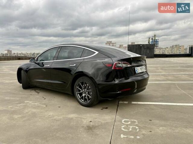 Чорний Тесла Модель 3, об'ємом двигуна 0 л та пробігом 70 тис. км за 15900 $, фото 4 на Automoto.ua