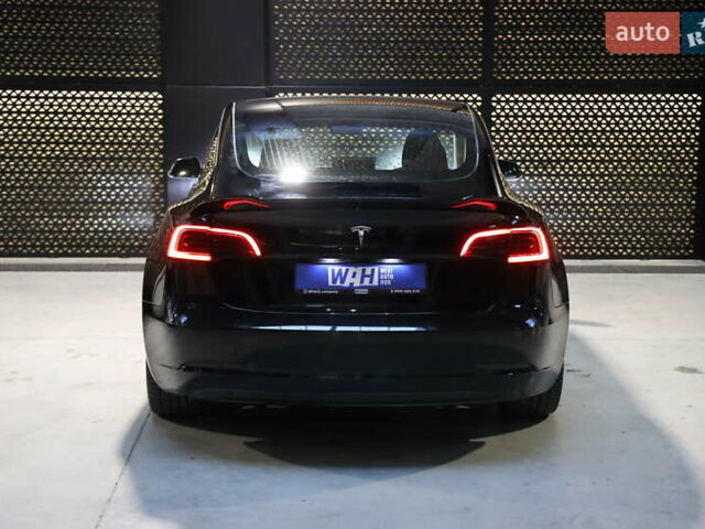Чорний Тесла Модель 3, об'ємом двигуна 0 л та пробігом 163 тис. км за 15600 $, фото 4 на Automoto.ua