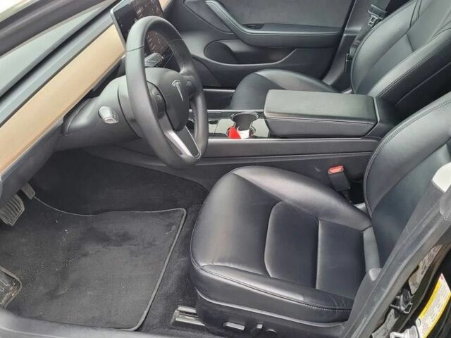 Черный Тесла Модель 3, объемом двигателя 0 л и пробегом 65 тыс. км за 334 $, фото 8 на Automoto.ua