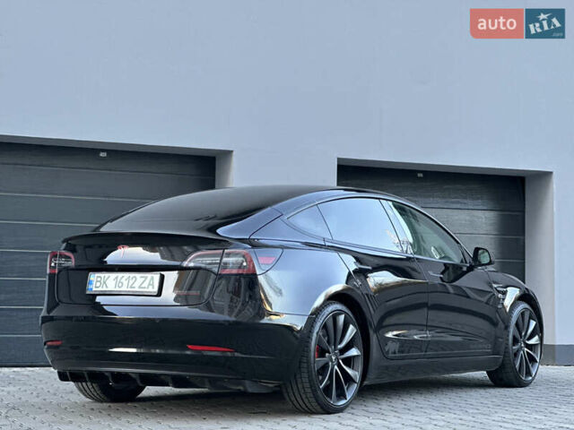 Черный Тесла Модель 3, объемом двигателя 0 л и пробегом 121 тыс. км за 19400 $, фото 38 на Automoto.ua