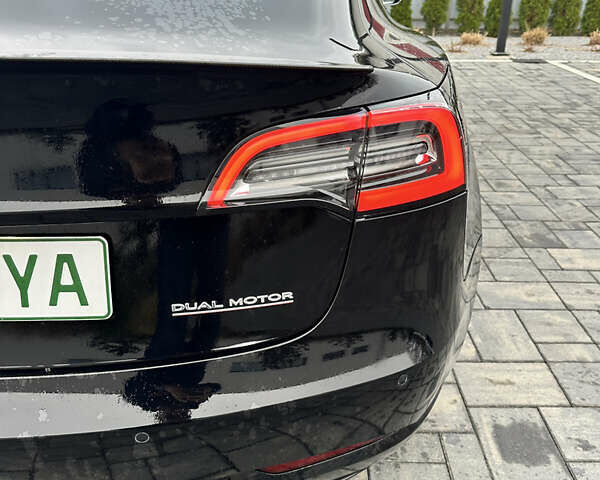 Чорний Тесла Модель 3, об'ємом двигуна 0 л та пробігом 142 тис. км за 18500 $, фото 4 на Automoto.ua