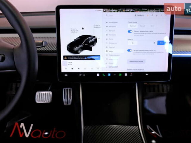 Черный Тесла Модель 3, объемом двигателя 0 л и пробегом 124 тыс. км за 15900 $, фото 26 на Automoto.ua