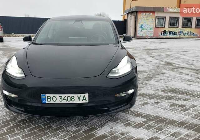 Черный Тесла Модель 3, объемом двигателя 0 л и пробегом 81 тыс. км за 17000 $, фото 5 на Automoto.ua