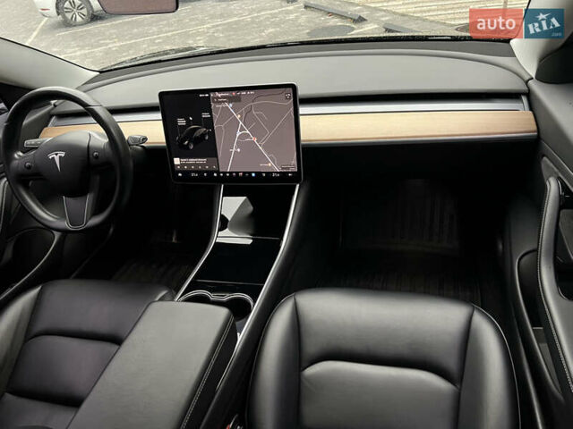 Черный Тесла Модель 3, объемом двигателя 0 л и пробегом 93 тыс. км за 15600 $, фото 49 на Automoto.ua
