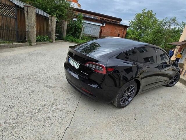 Чорний Тесла Модель 3, об'ємом двигуна 0 л та пробігом 185 тис. км за 16600 $, фото 2 на Automoto.ua