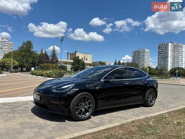 Чорний Тесла Модель 3, об'ємом двигуна 0 л та пробігом 115 тис. км за 15500 $, фото 4 на Automoto.ua