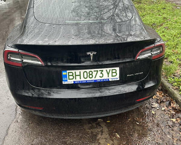 Черный Тесла Модель 3, объемом двигателя 0 л и пробегом 110 тыс. км за 18000 $, фото 4 на Automoto.ua