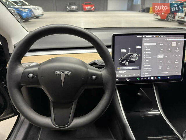 Черный Тесла Модель 3, объемом двигателя 0 л и пробегом 209 тыс. км за 17900 $, фото 74 на Automoto.ua