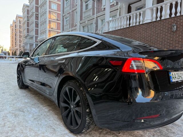 Черный Тесла Модель 3, объемом двигателя 0 л и пробегом 70 тыс. км за 17000 $, фото 5 на Automoto.ua