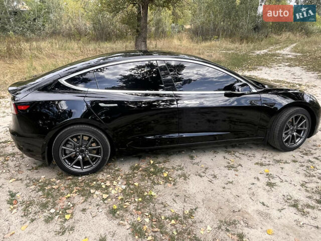 Чорний Тесла Модель 3, об'ємом двигуна 0 л та пробігом 157 тис. км за 18500 $, фото 7 на Automoto.ua