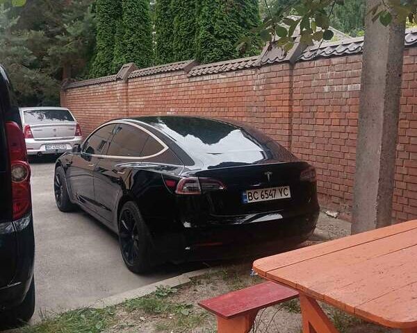 Черный Тесла Модель 3, объемом двигателя 0 л и пробегом 210 тыс. км за 13200 $, фото 4 на Automoto.ua
