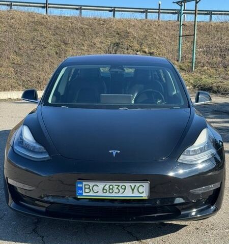 Чорний Тесла Модель 3, об'ємом двигуна 0 л та пробігом 115 тис. км за 16200 $, фото 2 на Automoto.ua