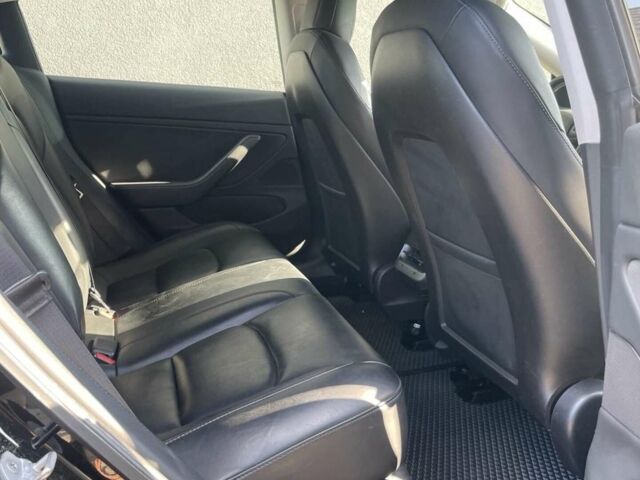 Черный Тесла Модель 3, объемом двигателя 0 л и пробегом 167 тыс. км за 15500 $, фото 6 на Automoto.ua