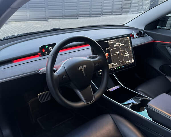 Черный Тесла Модель 3, объемом двигателя 0 л и пробегом 142 тыс. км за 15500 $, фото 18 на Automoto.ua