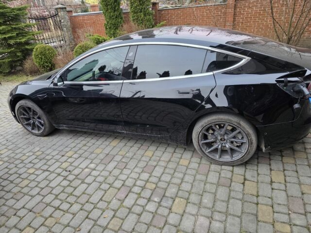 Чорний Тесла Модель 3, об'ємом двигуна 0 л та пробігом 140 тис. км за 345 $, фото 7 на Automoto.ua