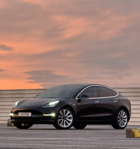 Черный Тесла Модель 3, объемом двигателя 0 л и пробегом 98 тыс. км за 17900 $, фото 22 на Automoto.ua