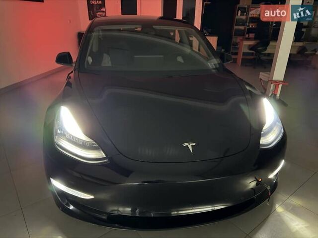 Чорний Тесла Модель 3, об'ємом двигуна 0 л та пробігом 88 тис. км за 12999 $, фото 6 на Automoto.ua