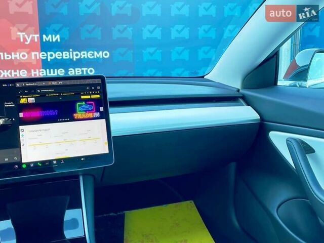 Черный Тесла Модель 3, объемом двигателя 0 л и пробегом 80 тыс. км за 19000 $, фото 61 на Automoto.ua