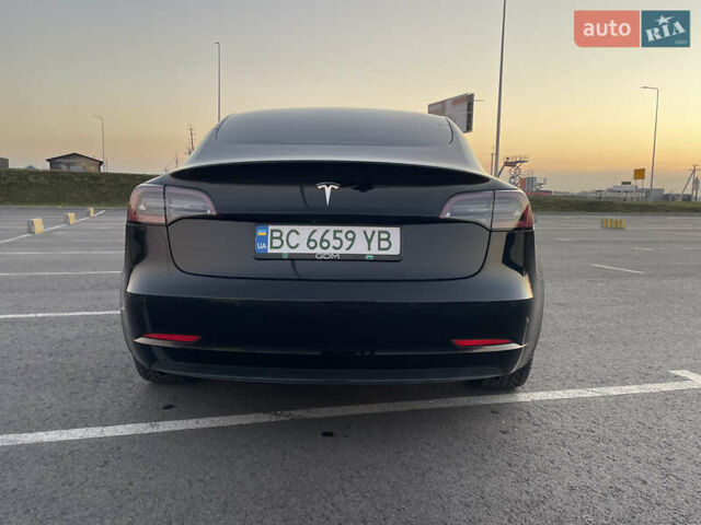 Черный Тесла Модель 3, объемом двигателя 0 л и пробегом 61 тыс. км за 14800 $, фото 3 на Automoto.ua