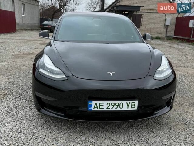 Чорний Тесла Модель 3, об'ємом двигуна 0 л та пробігом 135 тис. км за 16000 $, фото 1 на Automoto.ua