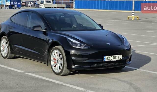 Черный Тесла Модель 3, объемом двигателя 0 л и пробегом 151 тыс. км за 17700 $, фото 23 на Automoto.ua