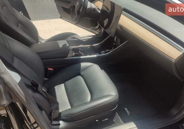 Черный Тесла Модель 3, объемом двигателя 0 л и пробегом 110 тыс. км за 18200 $, фото 27 на Automoto.ua