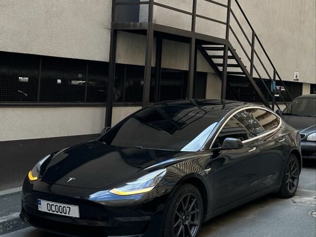 Чорний Тесла Модель 3, об'ємом двигуна 3 л та пробігом 3 тис. км за 16003 $, фото 1 на Automoto.ua