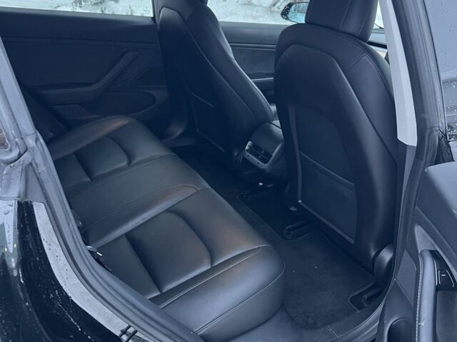 Черный Тесла Модель 3, объемом двигателя 0 л и пробегом 119 тыс. км за 15500 $, фото 6 на Automoto.ua