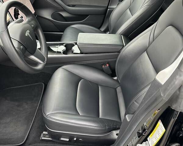 Черный Тесла Модель 3, объемом двигателя 0 л и пробегом 172 тыс. км за 16700 $, фото 40 на Automoto.ua