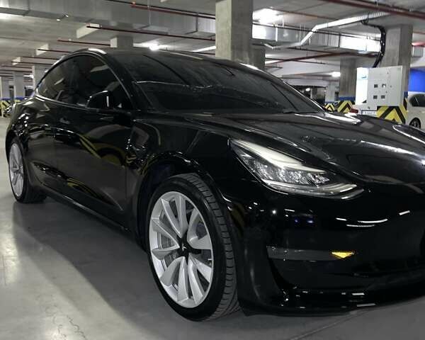 Черный Тесла Модель 3, объемом двигателя 0 л и пробегом 90 тыс. км за 18500 $, фото 16 на Automoto.ua
