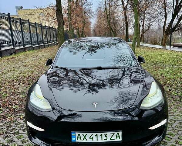 Чорний Тесла Модель 3, об'ємом двигуна 0 л та пробігом 131 тис. км за 19000 $, фото 1 на Automoto.ua