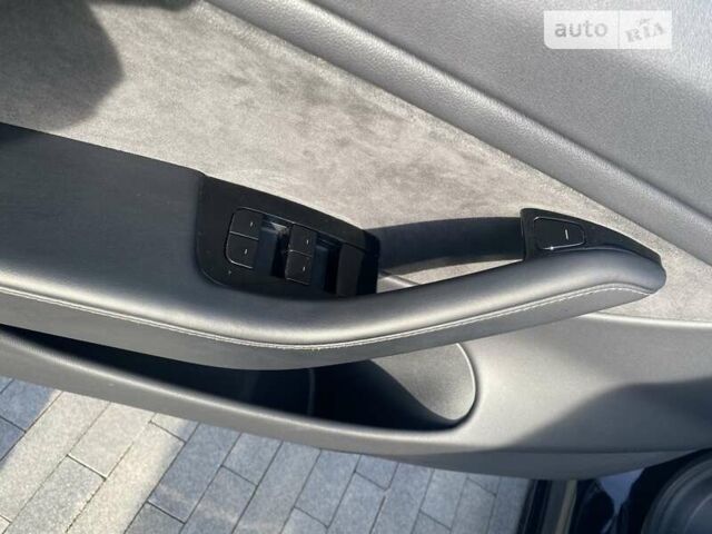 Чорний Тесла Модель 3, об'ємом двигуна 0 л та пробігом 61 тис. км за 24800 $, фото 33 на Automoto.ua