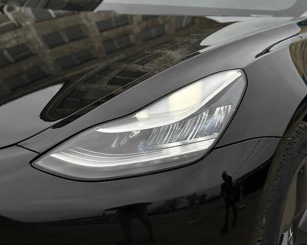 Черный Тесла Модель 3, объемом двигателя 0 л и пробегом 193 тыс. км за 27000 $, фото 24 на Automoto.ua