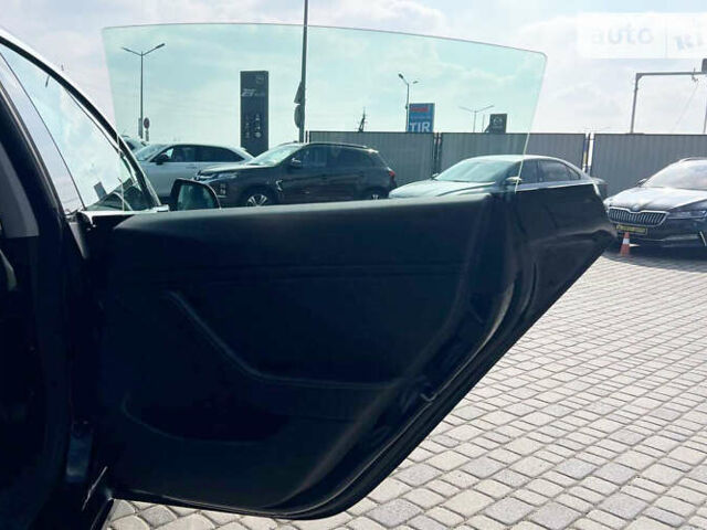 Черный Тесла Модель 3, объемом двигателя 0 л и пробегом 78 тыс. км за 28190 $, фото 29 на Automoto.ua