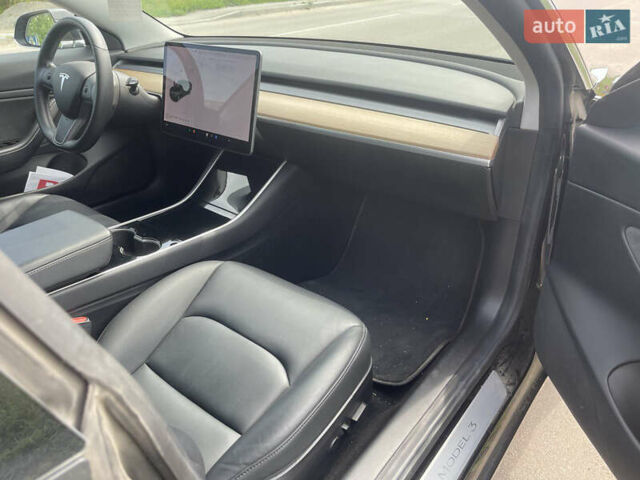 Чорний Тесла Модель 3, об'ємом двигуна 0 л та пробігом 77 тис. км за 14999 $, фото 11 на Automoto.ua